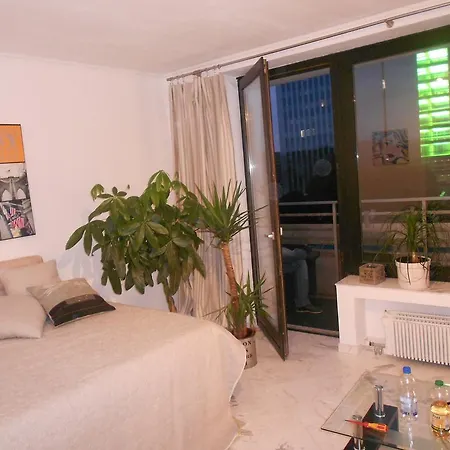 Studio Gladbacherstr. Dusseldorf